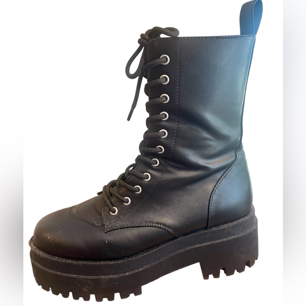Divided Black Platform Combat Boots with Chunky Sole